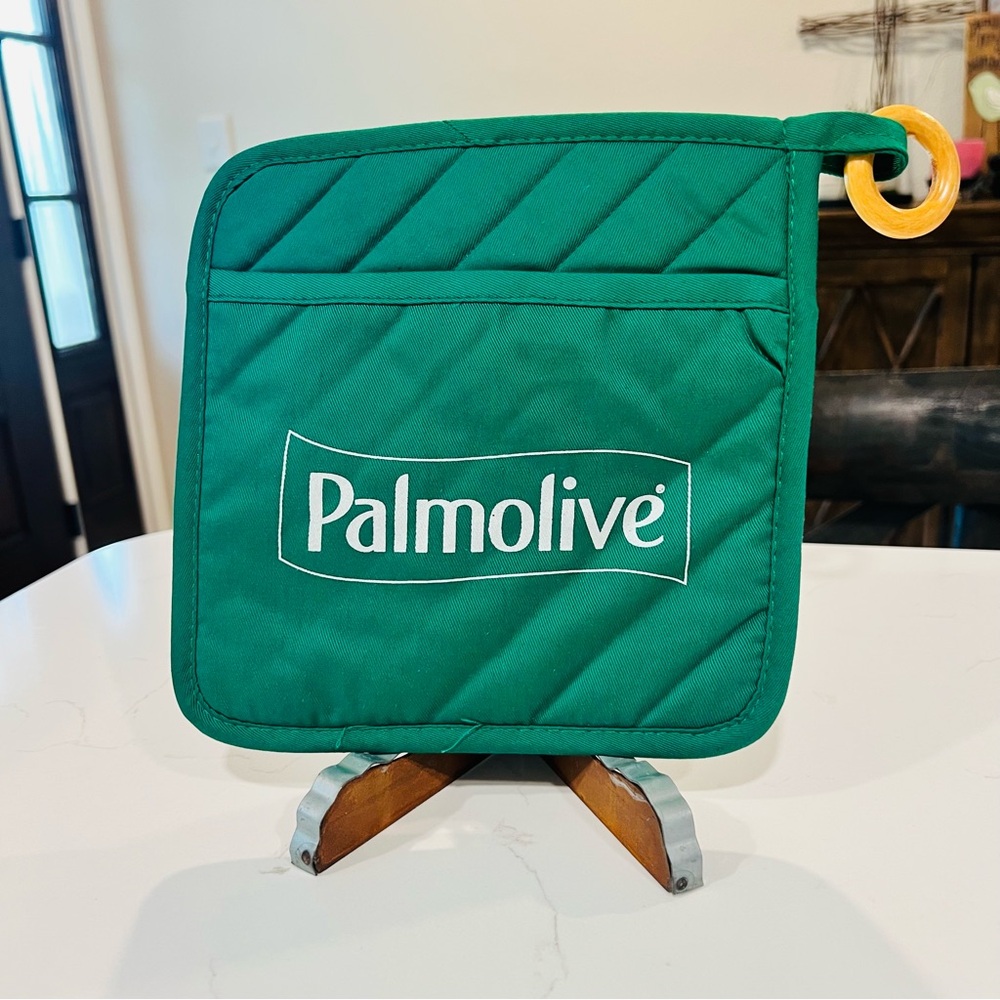 Set of 2 Vintage Rare Palmolive Green Padded Heat Resistant Oven Pot Holders